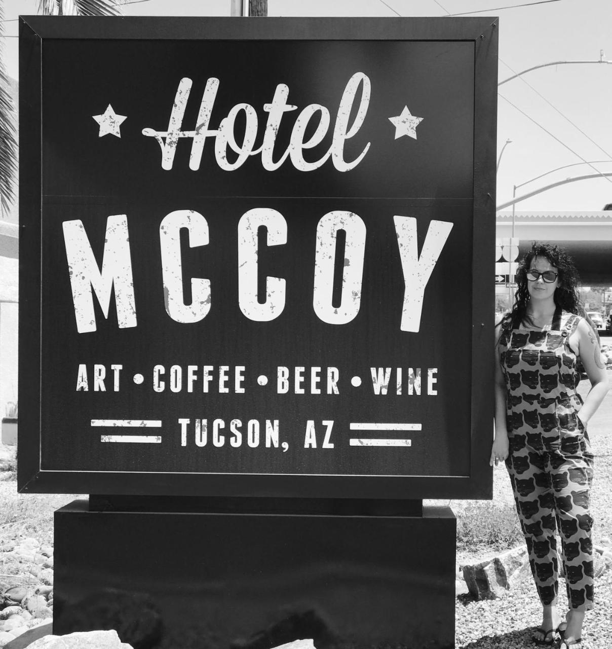 Hotel Mccoy - Art, Coffee, Beer, Wine Tucson Luaran gambar